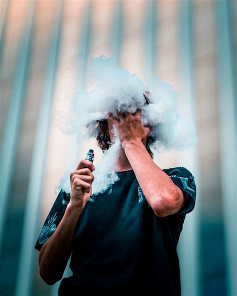 Vaping and Parenting: How to Have an Open Conversation with Your Teen